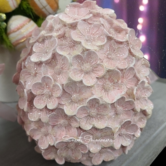 Sparkly PINK 9" 3D FLORAL Easter  EGG Figurine Statue Tabletop Decor New - Picture 3 of 4
